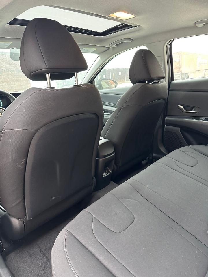 2024 Hyundai Elantra PREFERRED IVT W-TECH PKG, SUNROOF, ALLOYS Photo