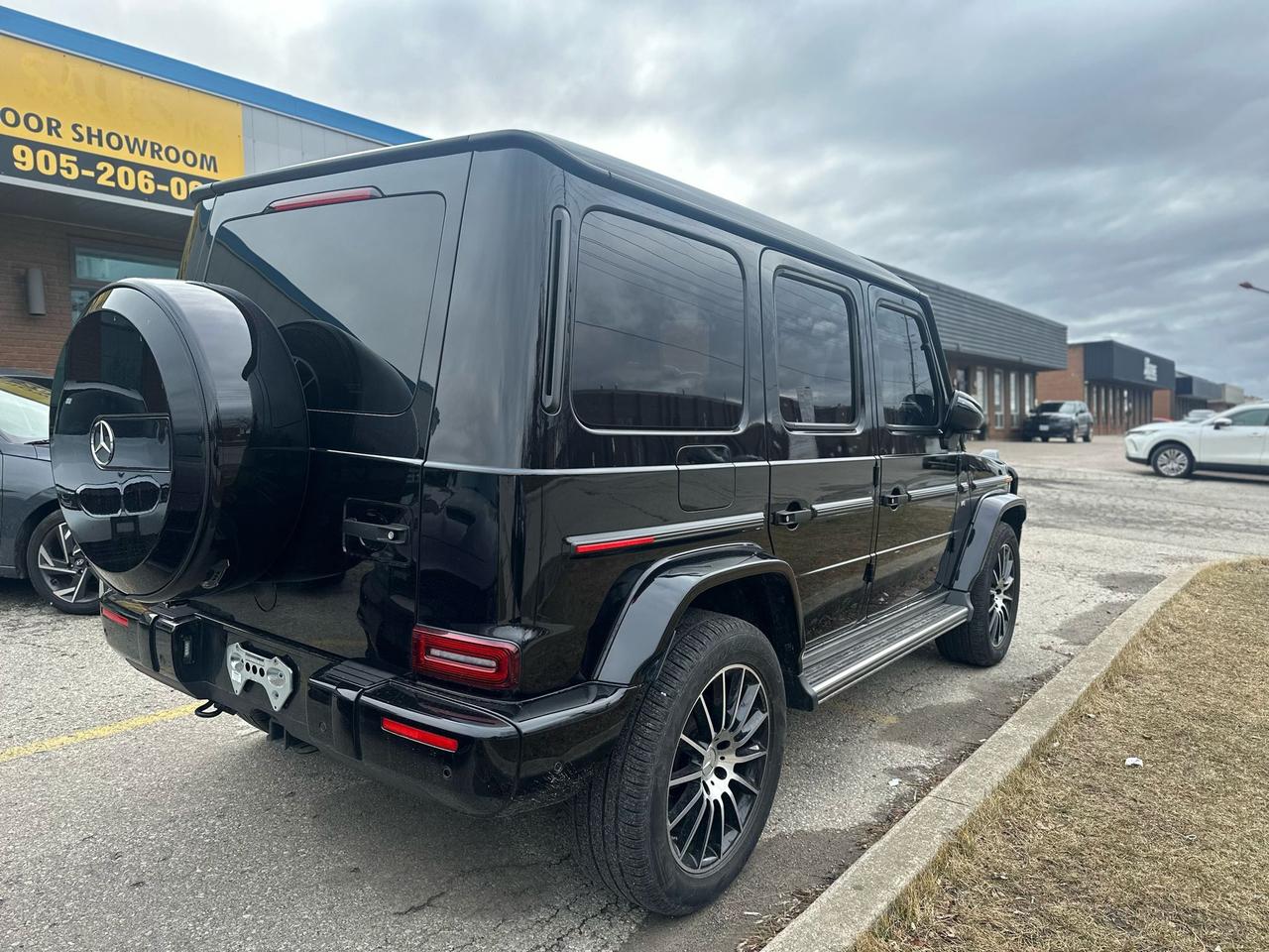 2019 Mercedes-Benz G-Class G 550, RED LEATHER INTERIOR, ALLOYS, SUNROOF Photo
