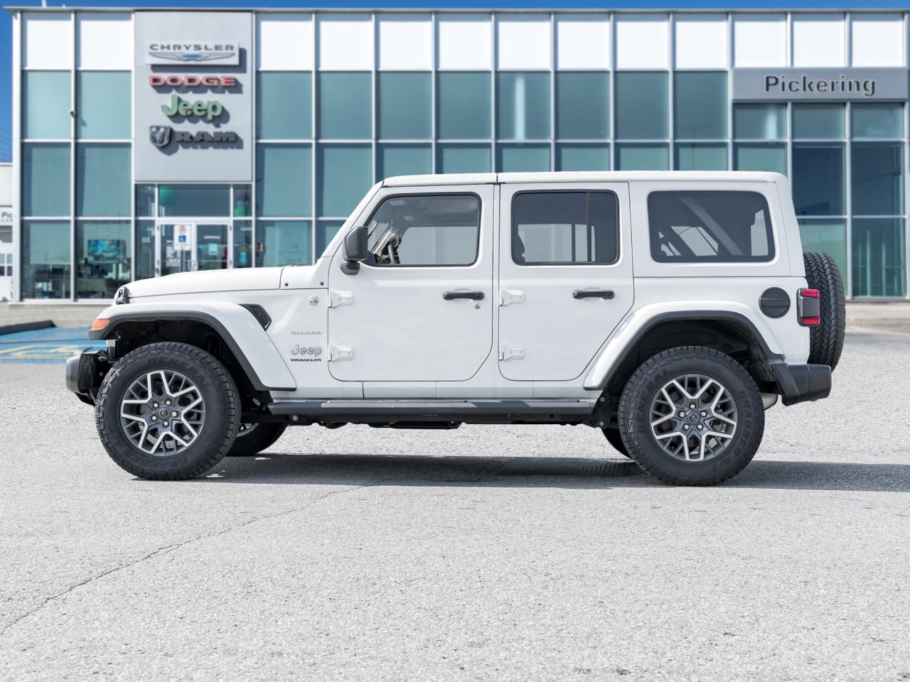 2024 Jeep Wrangler Sahara 4 Door 4x4  TECH PKG  SAFETY GRP Photo2