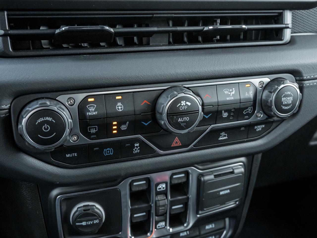 2024 Jeep Wrangler Rubicon  TECH GRP  CONVENIENCE GRP Photo