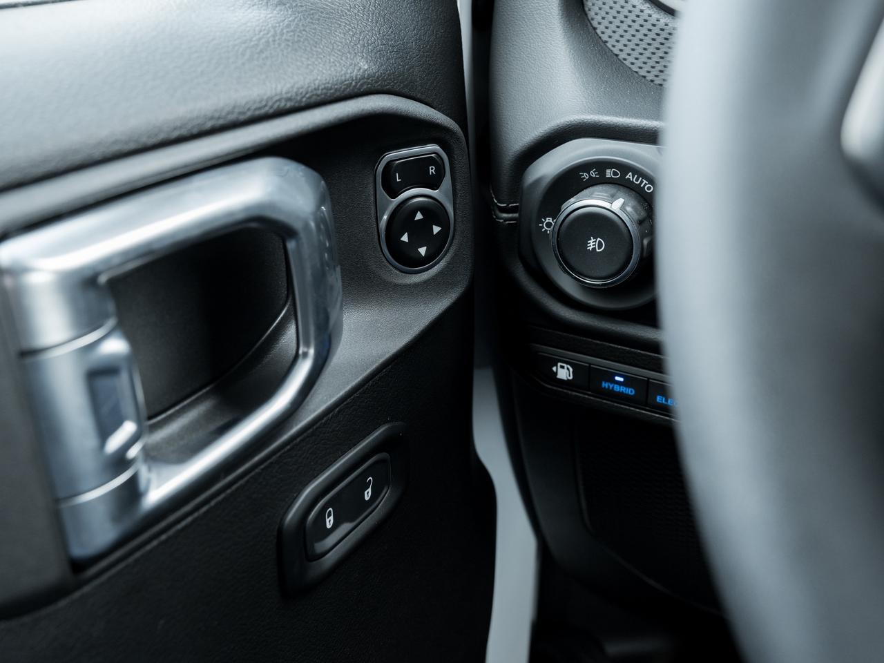 2024 Jeep Wrangler Rubicon  TECH GRP  CONVENIENCE GRP Photo