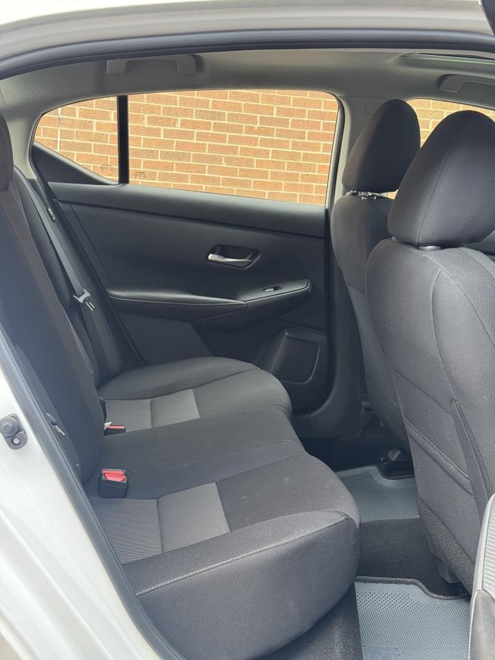 2023 Nissan Sentra SV CVT, BACK UP CAMERA, CAR PLAY, HEATED SEATS Photo