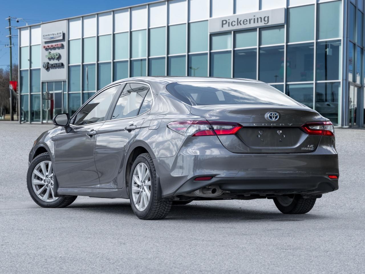 2022 Toyota Camry Hybrid Hybrid LE Auto Photo