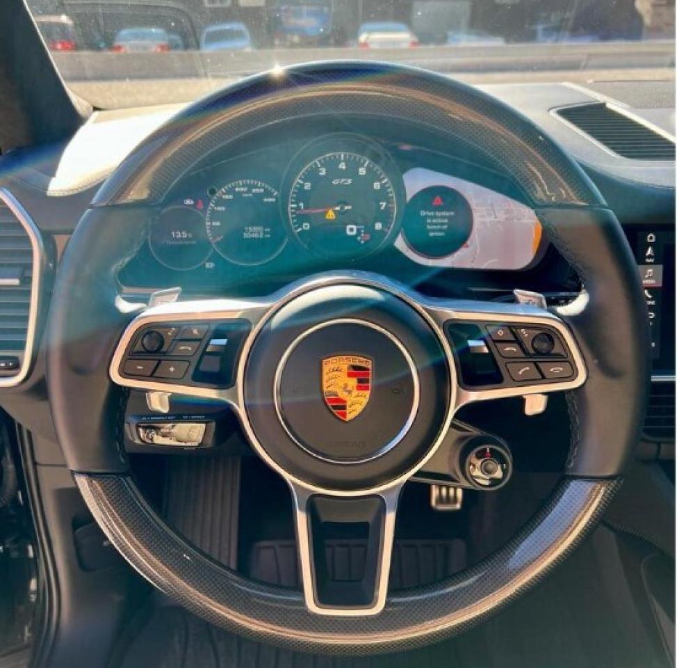 2021 Porsche Cayenne GTS AWD, PANO ROOF, PREMIUM INTERIOR, 21' ALLOY Photo