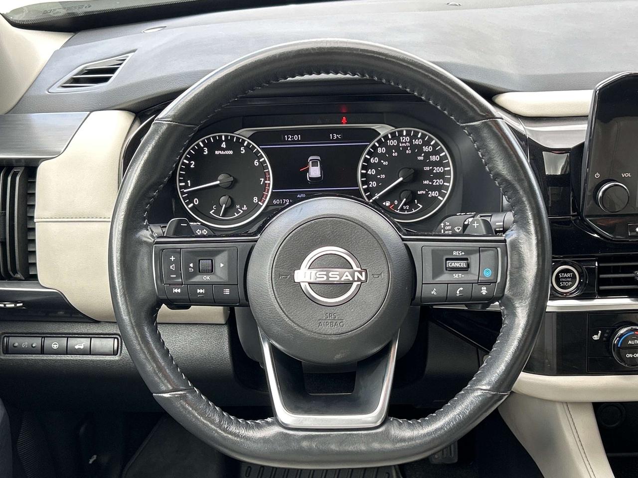 2023 Nissan Pathfinder SL LEATHER/NAV/SUNROOF **CALL NAPANEE 613-354-2100 Photo