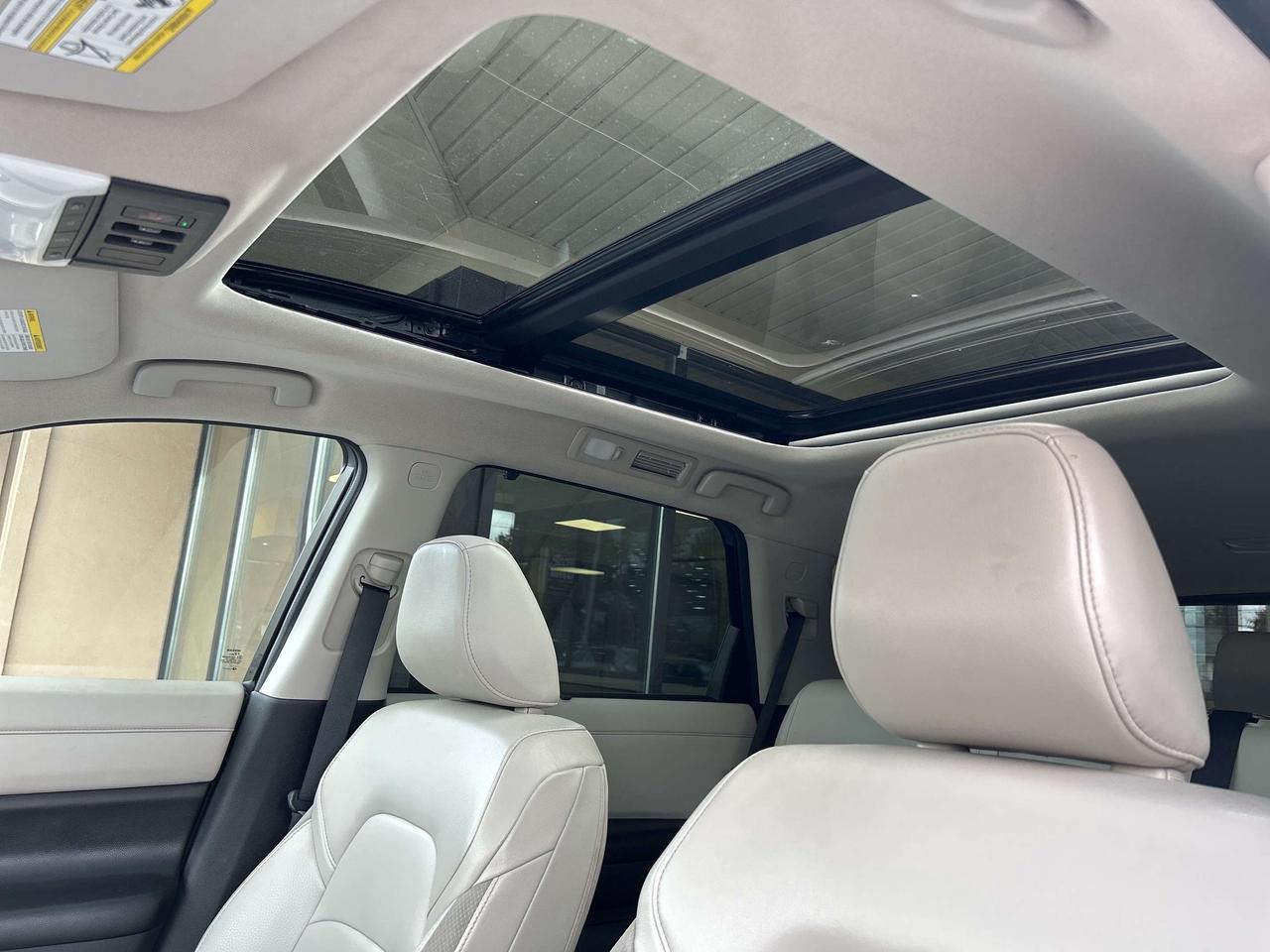 2023 Nissan Pathfinder SL LEATHER/NAV/SUNROOF **CALL NAPANEE 613-354-2100 Photo
