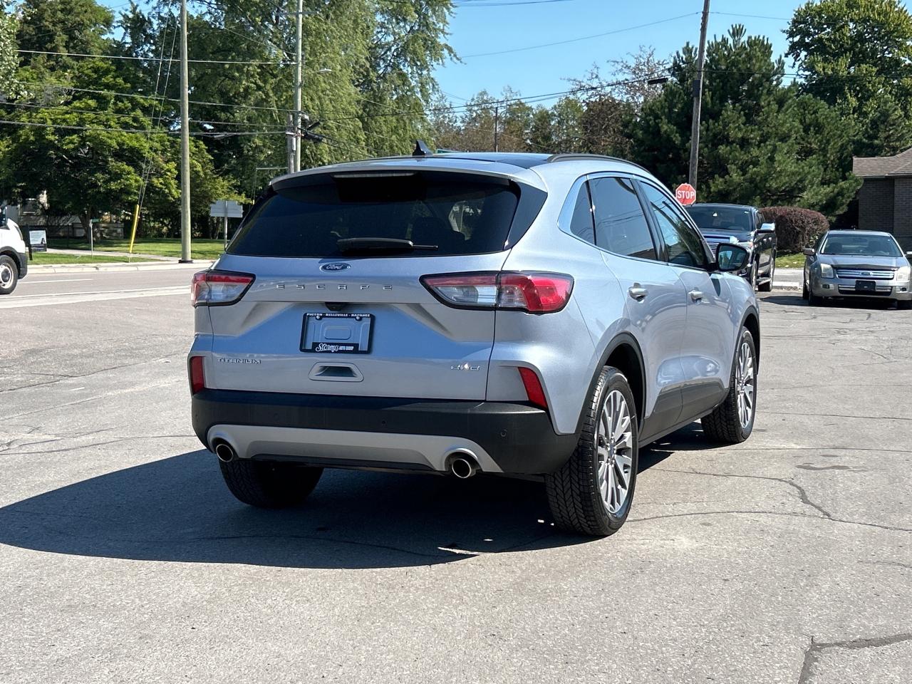 2022 Ford Escape Titanium AWD FULLY LOADED!! **CALL 613-961-8848 Photo4