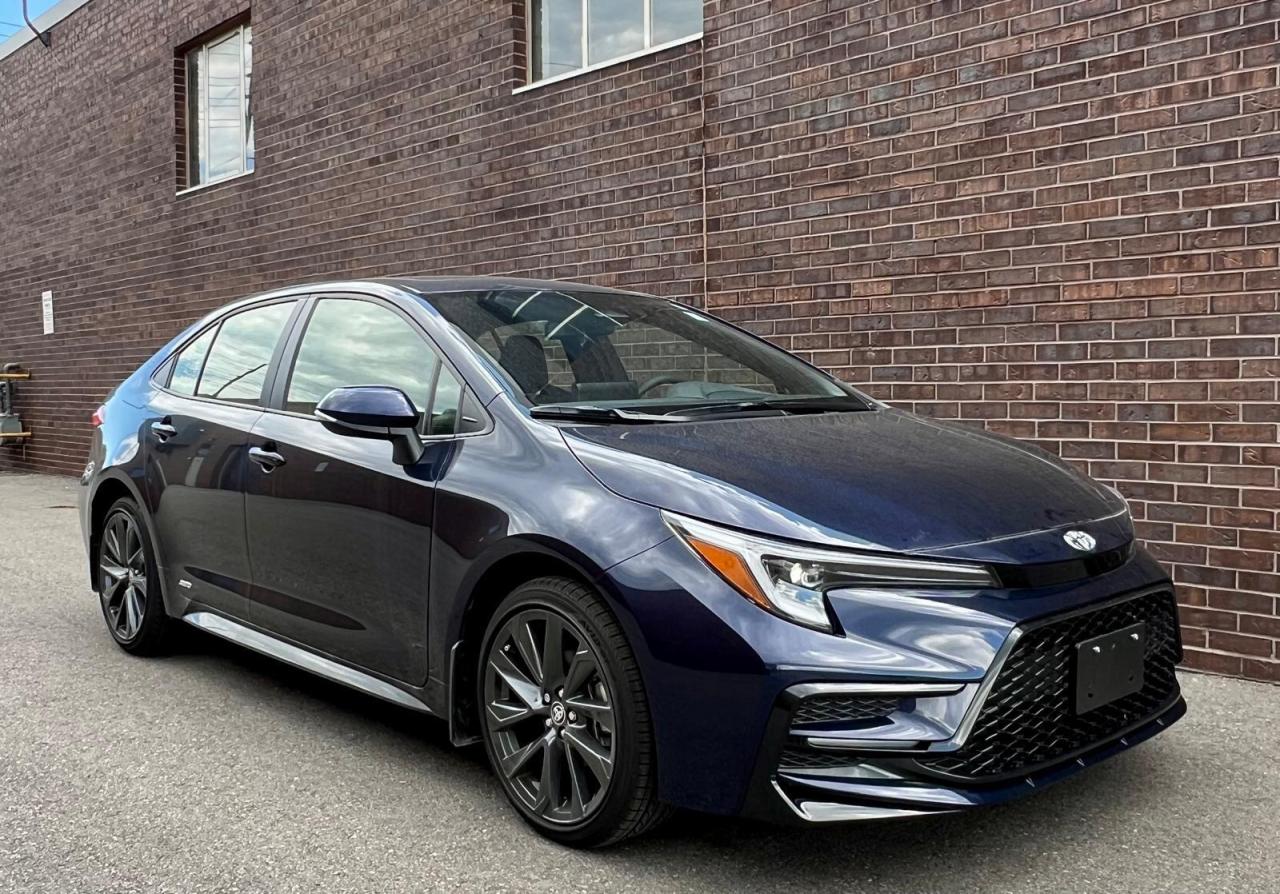 2025 Toyota Corolla Hybrid SE CVT AWD Photo