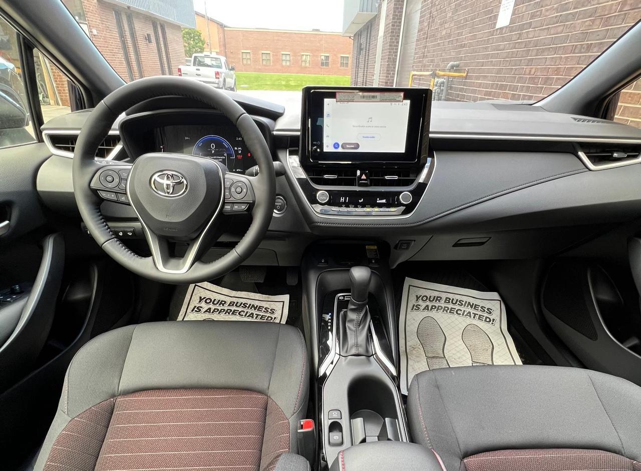 2025 Toyota Corolla Hybrid SE CVT AWD Photo