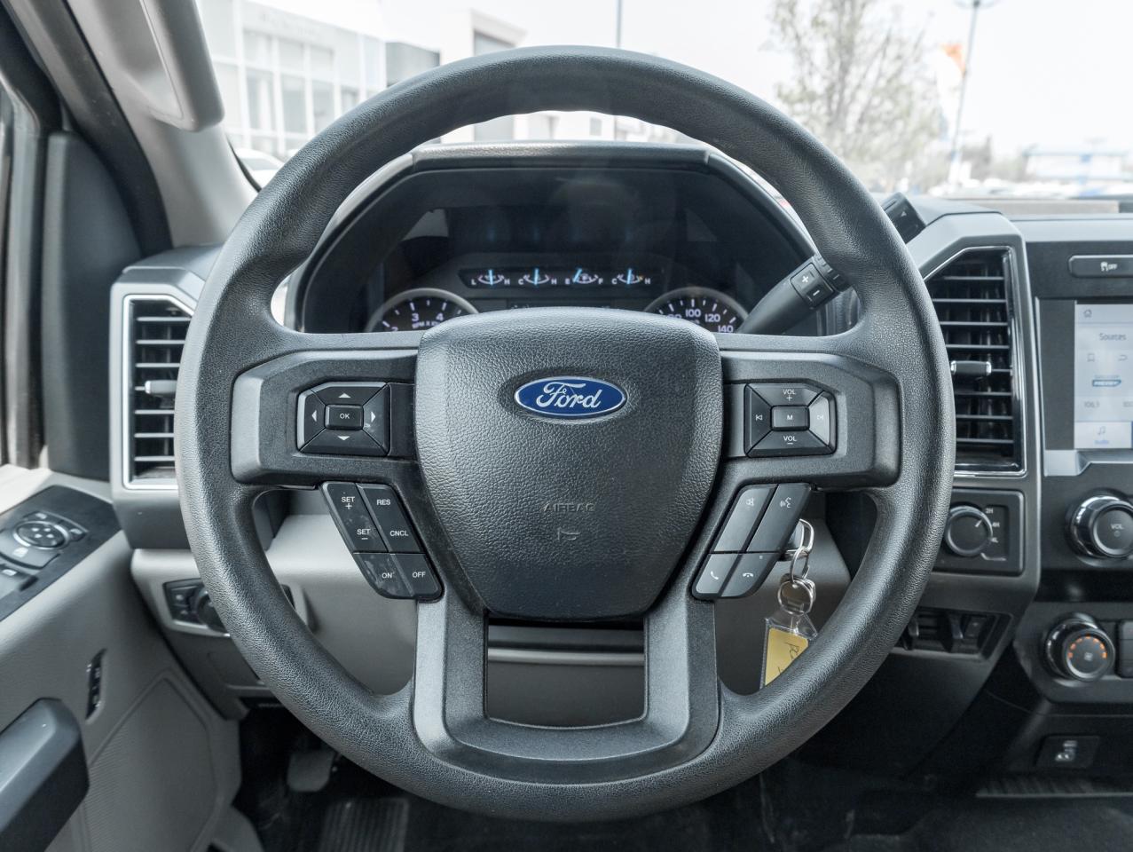 2020 Ford F-250 SUPER DUTY XLT 4WD Crew Cab 8' Box  BACK UP CAMERA Photo