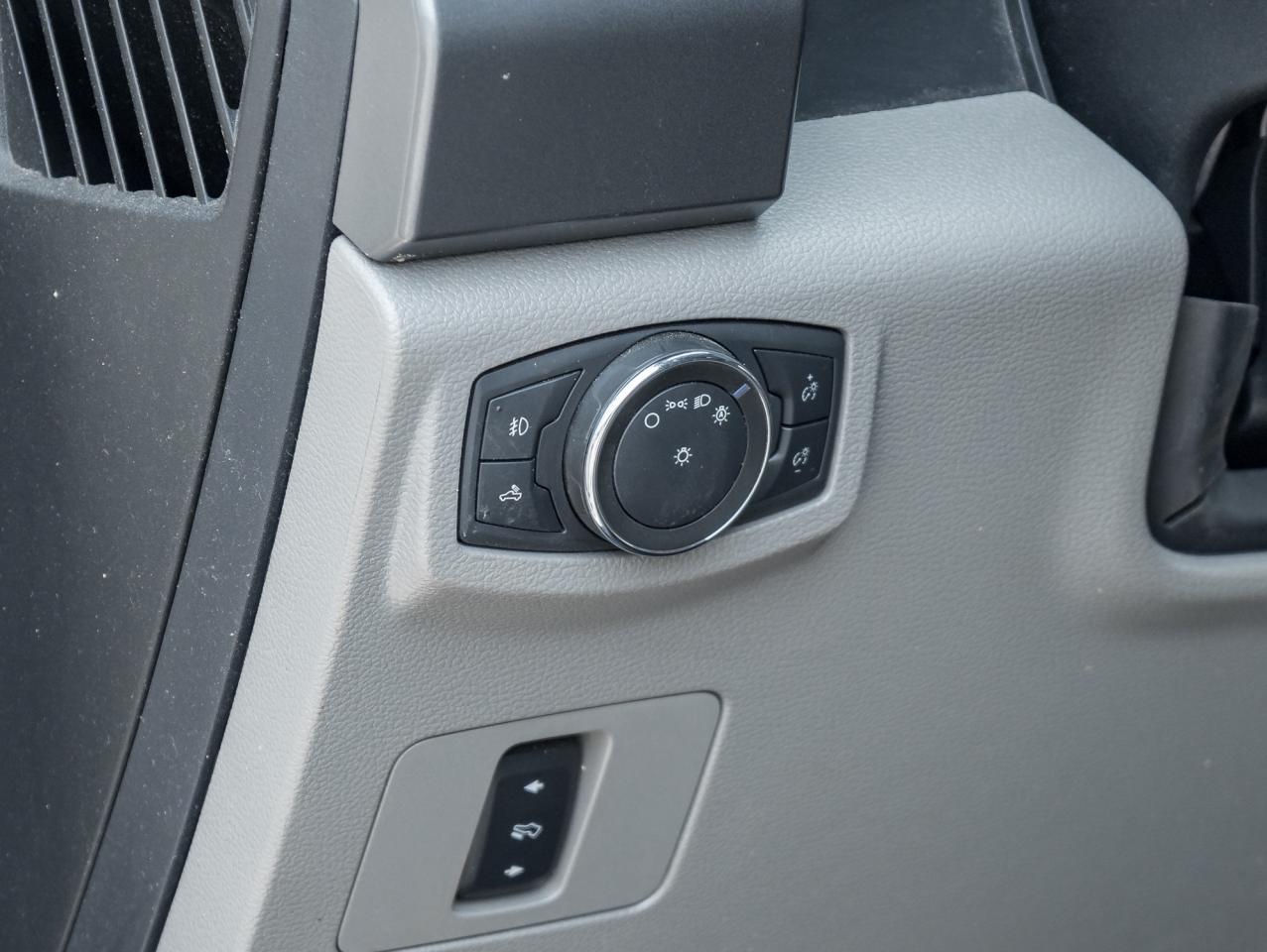 2020 Ford F-250 SUPER DUTY XLT 4WD Crew Cab 8' Box  BACK UP CAMERA Photo