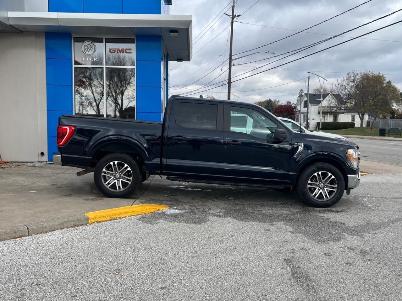 2021 Ford F-150 XLT GREAT TOW RIG Photo3