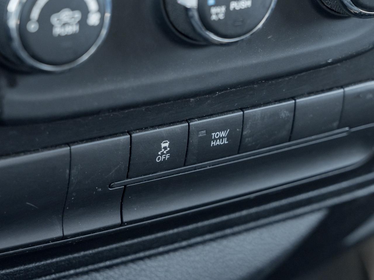 2018 RAM 1500 ST 4x4 Quad Cab 6'4  Box   PWR TOMMY GATE Photo