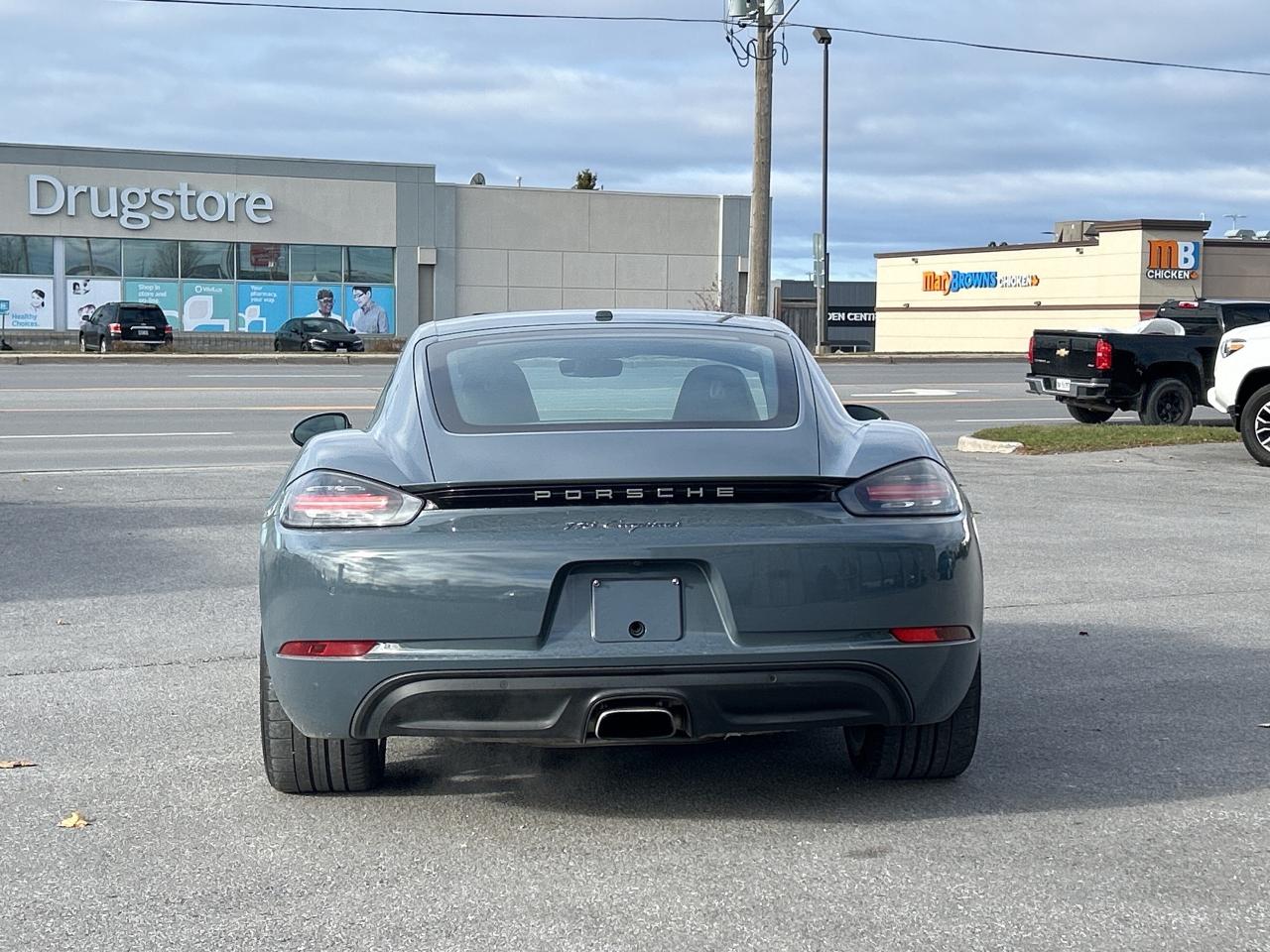 2017 Porsche 718 Cayman 718 CAYMAN **ONE OWNER** CALL NAPANEE 613-354-2100 Photo