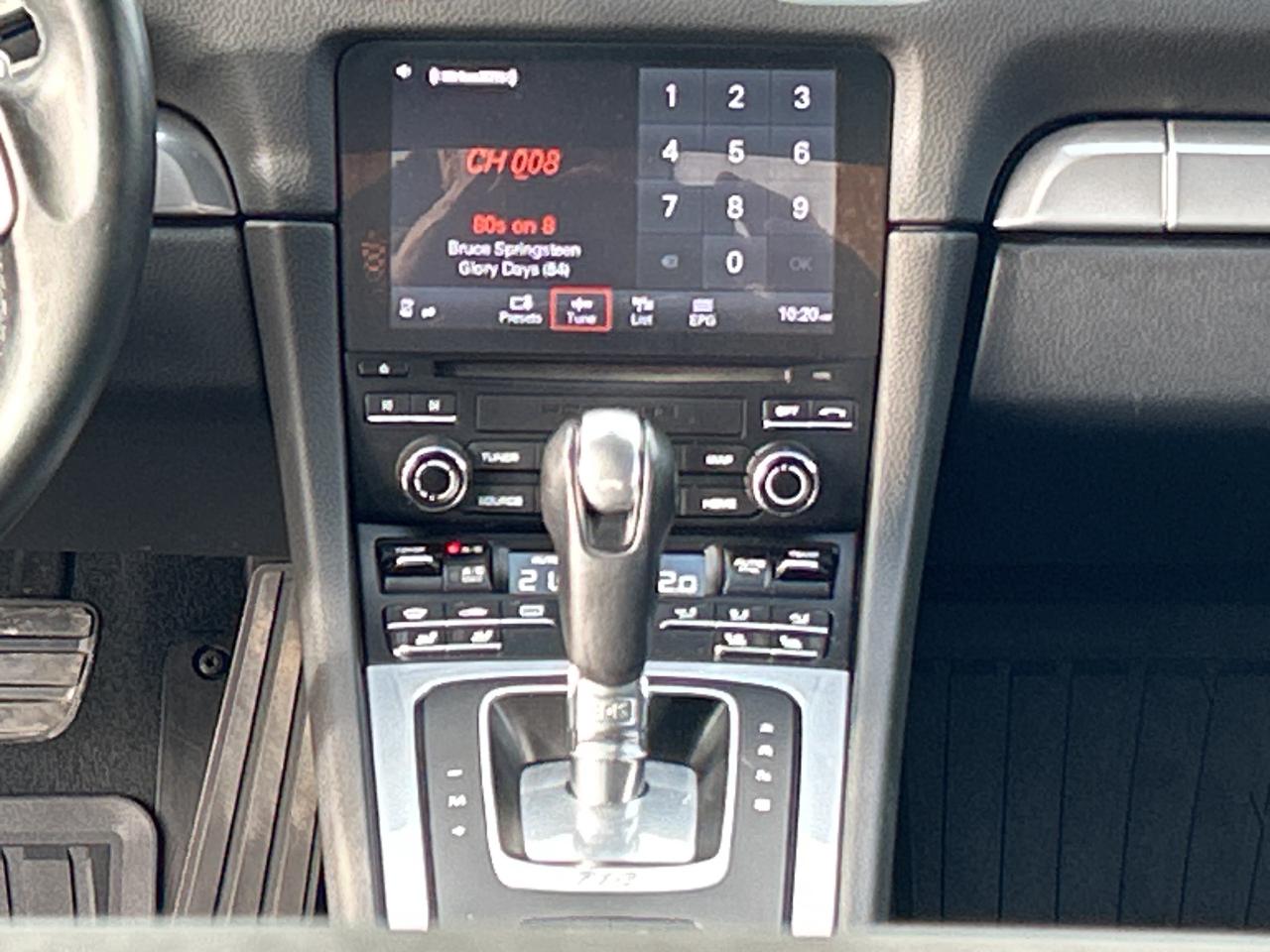 2017 Porsche 718 Cayman 718 CAYMAN **ONE OWNER** CALL NAPANEE 613-354-2100 Photo