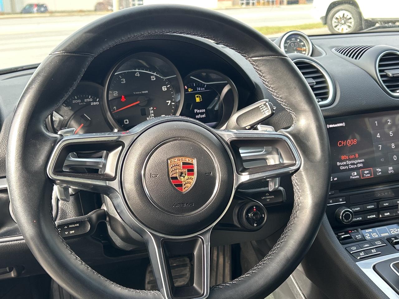 2017 Porsche 718 Cayman 718 CAYMAN **ONE OWNER** CALL NAPANEE 613-354-2100 Photo