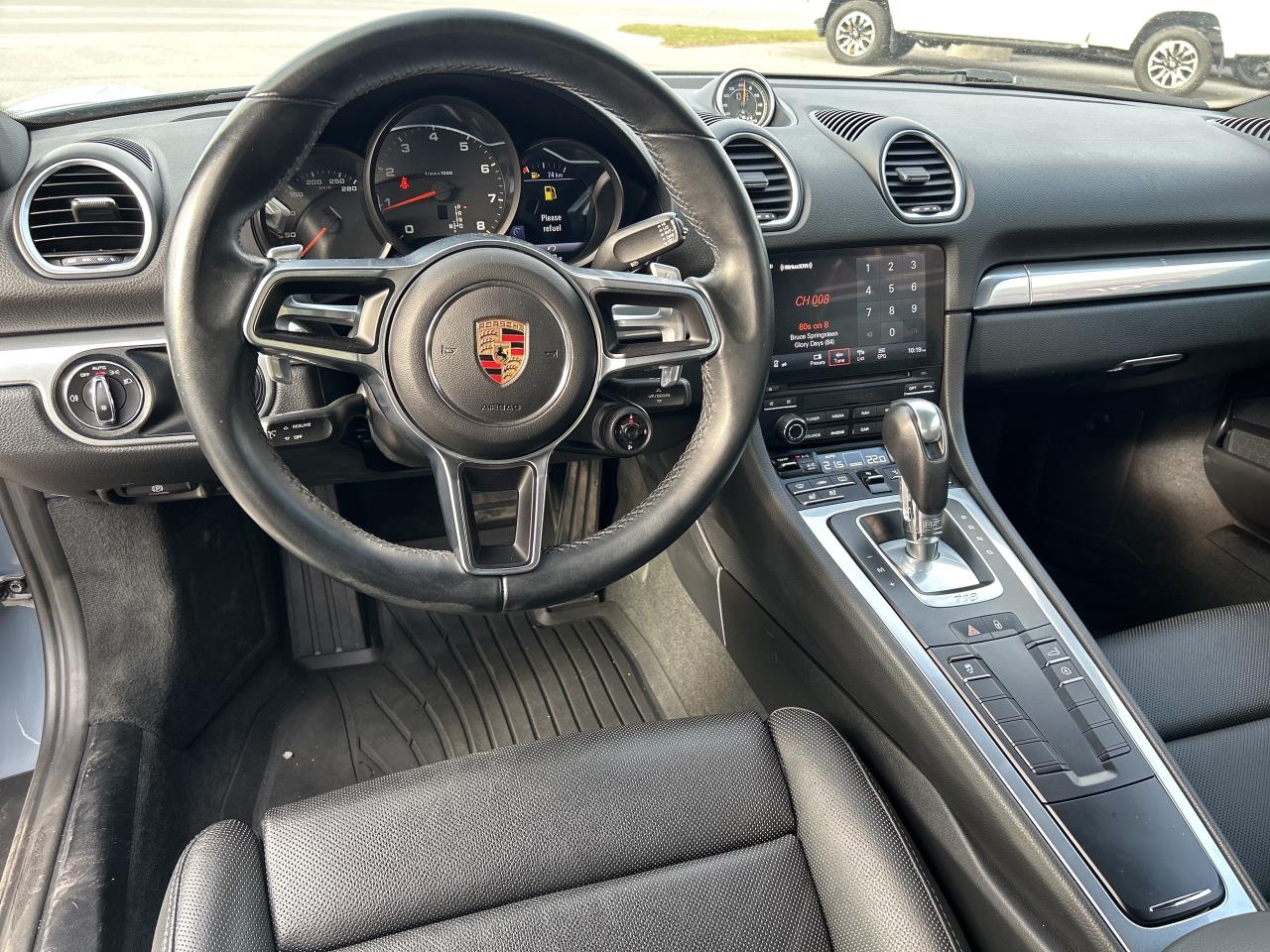 2017 Porsche 718 Cayman 718 CAYMAN **ONE OWNER** CALL NAPANEE 613-354-2100 Photo