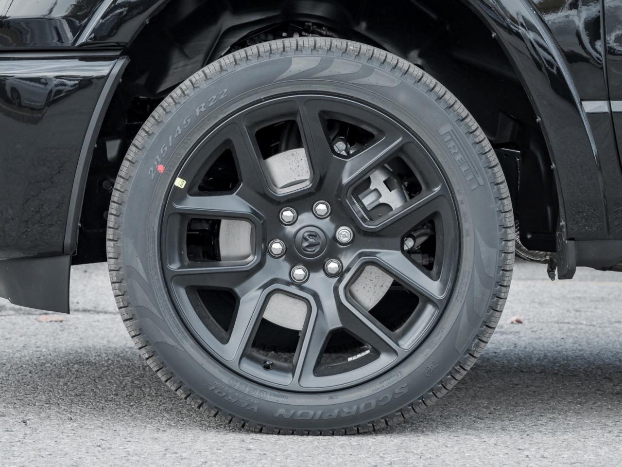 2026 RAM 1500 Laramie  Night Edition  Roof  RAMBOX  PWR SIDE STE Photo3