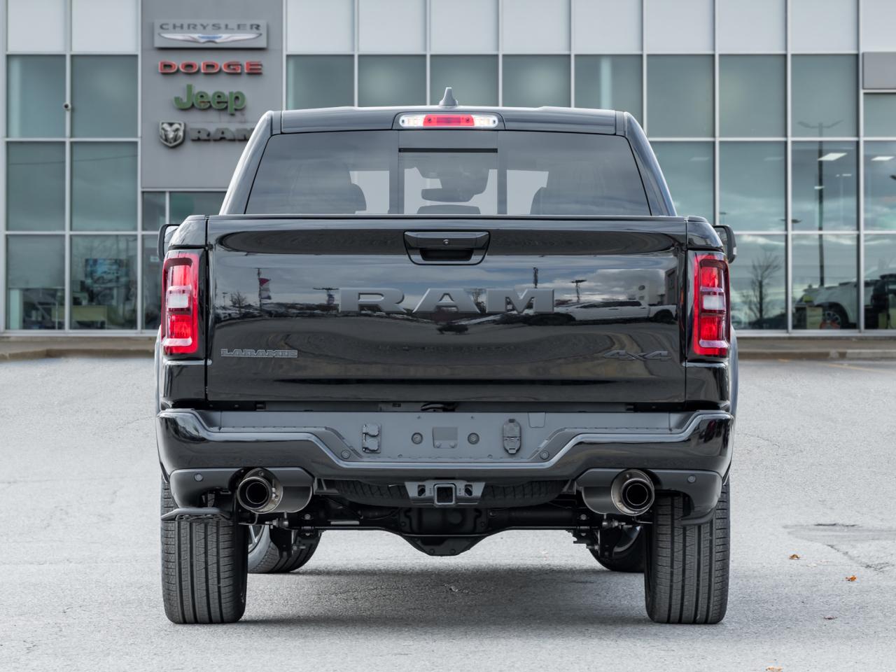 2026 RAM 1500 Laramie  Night Edition  Roof  RAMBOX  PWR SIDE STE Photo