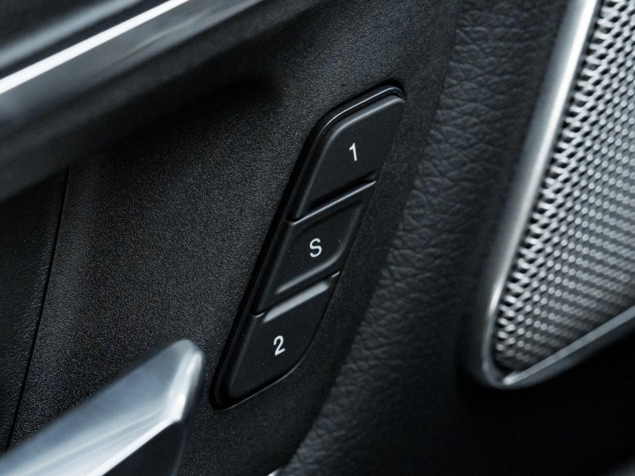 2026 RAM 1500 Laramie  Night Edition  Roof  RAMBOX  PWR SIDE STE Photo