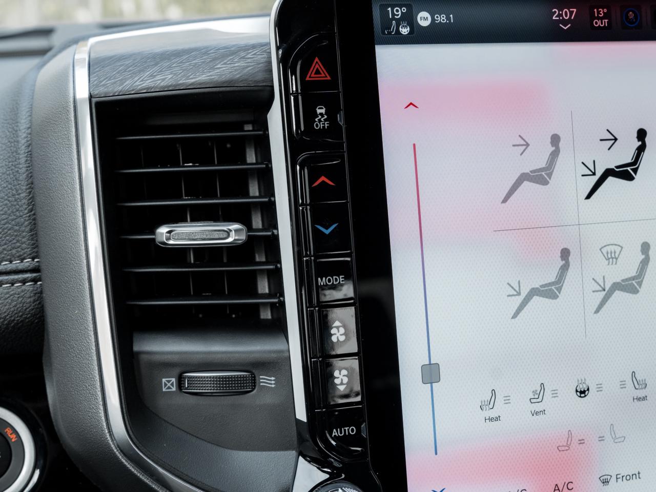 2026 RAM 1500 Laramie  Night Edition  Roof  RAMBOX  PWR SIDE STE Photo