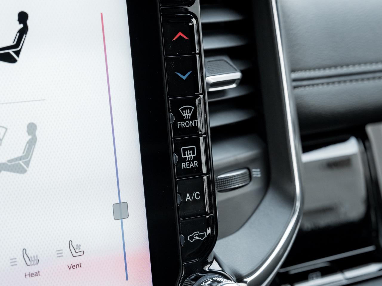 2026 RAM 1500 Laramie  Night Edition  Roof  RAMBOX  PWR SIDE STE Photo