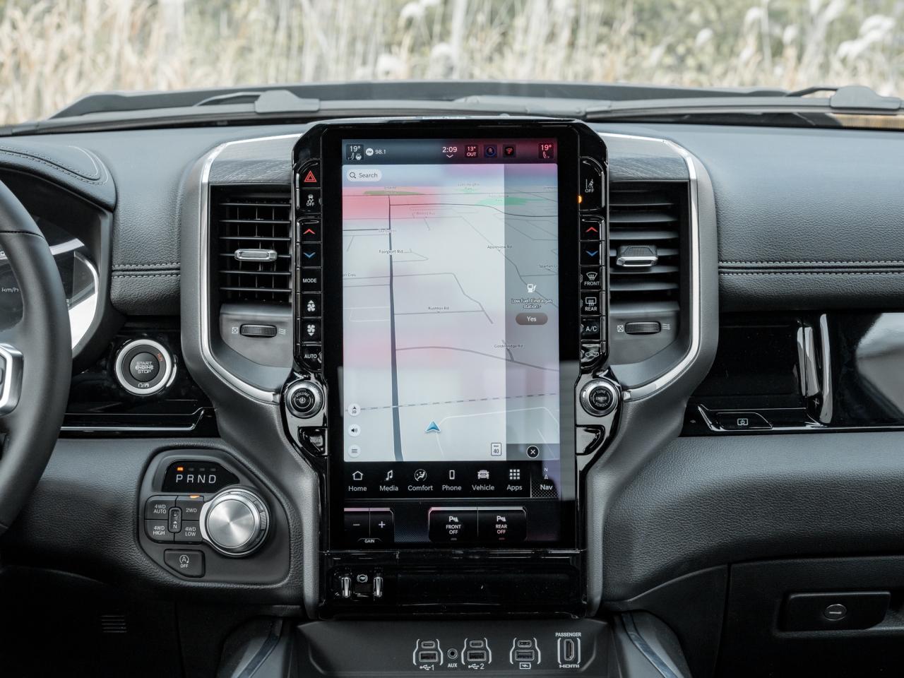 2026 RAM 1500 Laramie  Night Edition  Roof  RAMBOX  PWR SIDE STE Photo