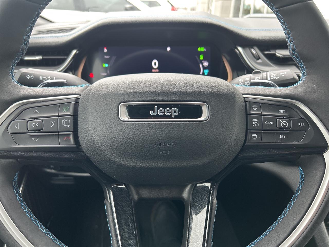 2023 Jeep Grand Cherokee 4xe Trailhawk 4XE Photo