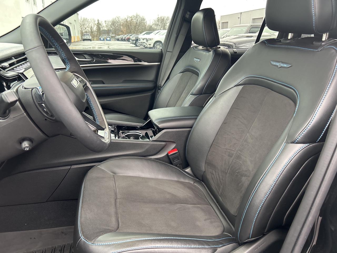 2023 Jeep Grand Cherokee 4xe Trailhawk 4XE Photo