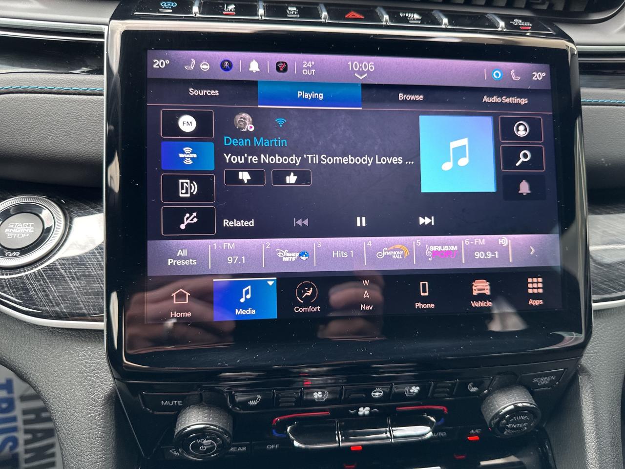 2023 Jeep Grand Cherokee 4xe Trailhawk 4XE Photo