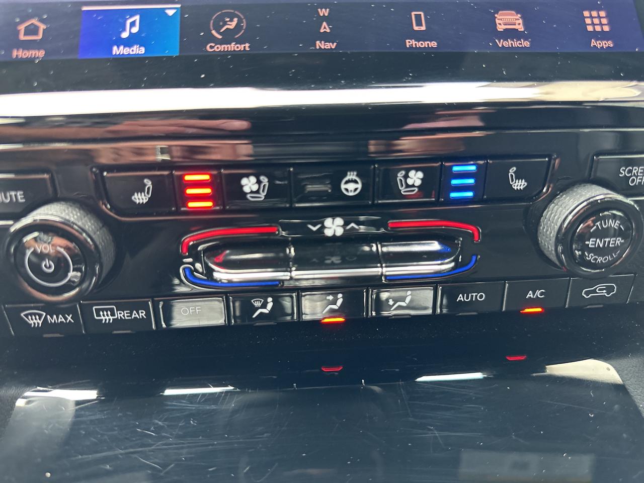 2023 Jeep Grand Cherokee 4xe Trailhawk 4XE Photo