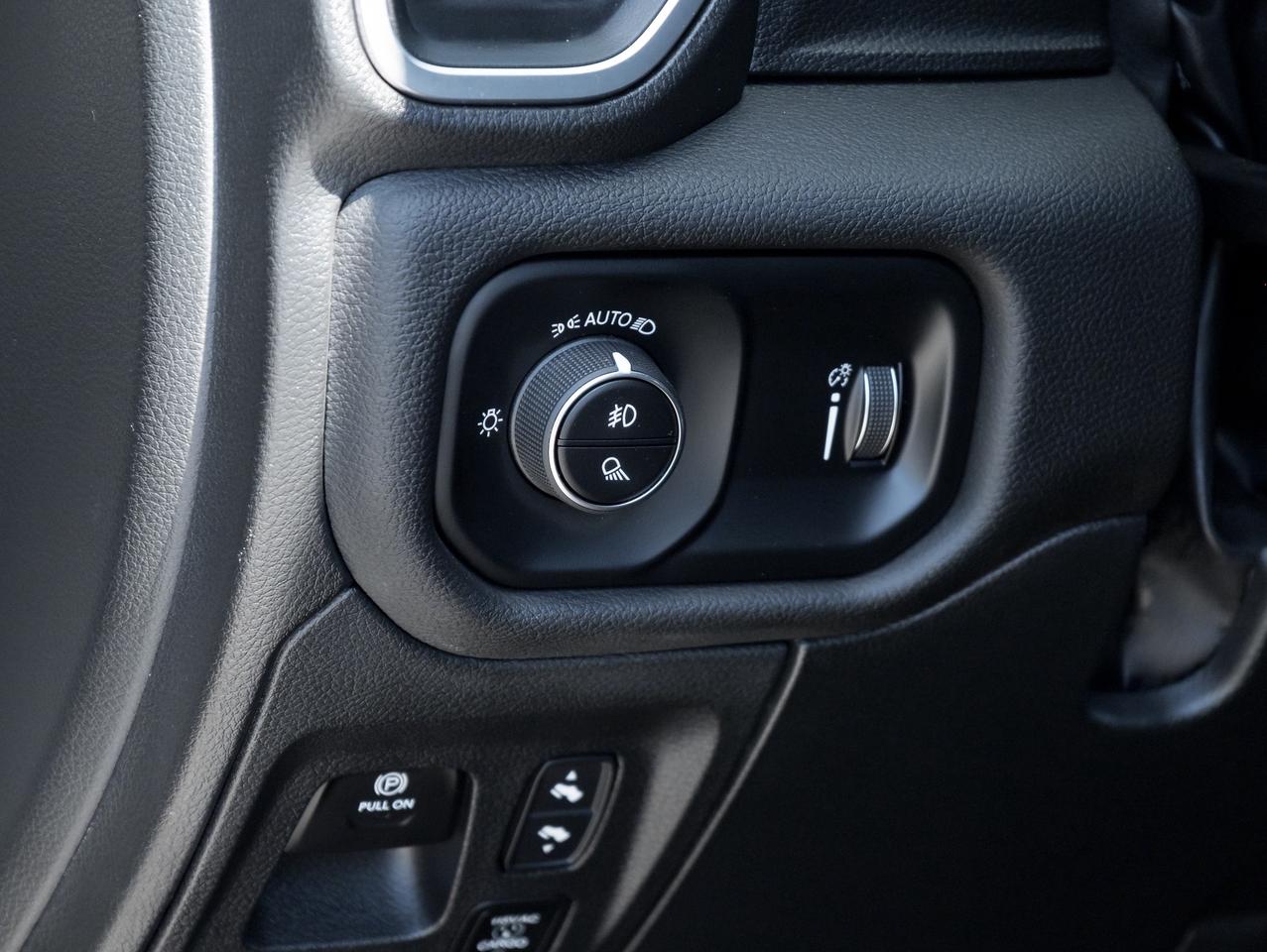 2025 RAM 1500 Big Horn 4x4 Crew Cab 5'7  Box Photo