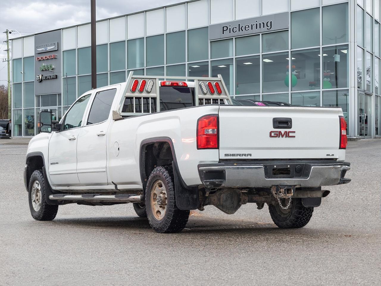 2018 GMC SIERRA 2500HD 4WD Crew Cab 153.7  SLE Photo