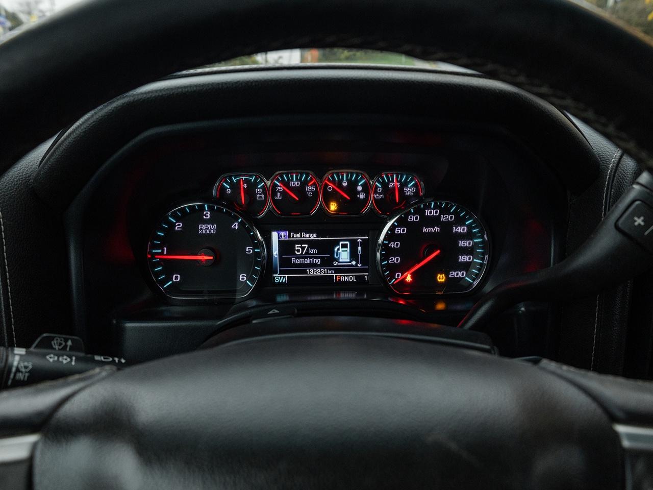 2018 GMC SIERRA 2500HD 4WD Crew Cab 153.7  SLE Photo