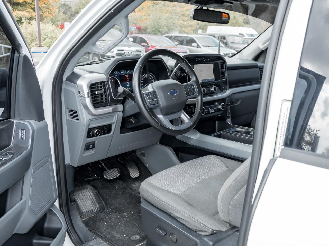 2023 Ford F-150 XLT 4WD SuperCrew 5.5' Box  NAVI REAR CAB Photo