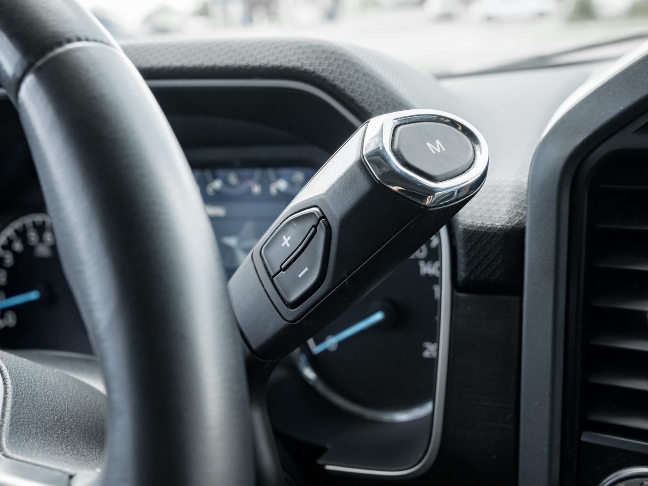 2023 Ford F-150 XLT 4WD SuperCrew 5.5' Box  NAVI REAR CAB Photo