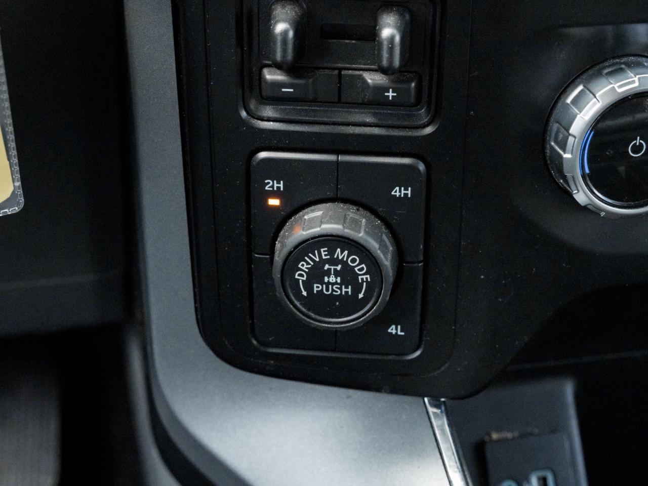 2023 Ford F-150 XLT 4WD SuperCrew 5.5' Box  NAVI REAR CAB Photo