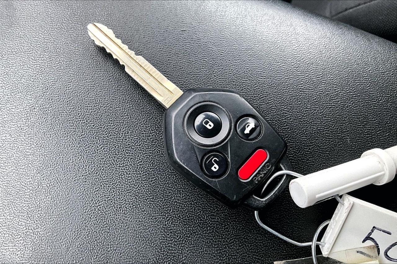 2021 Subaru ASCENT AWD   8 PASS   NO ACCIDENT   $1000 GAS CARD Photo