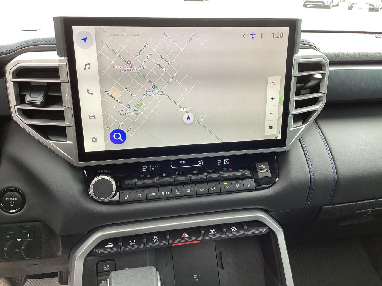 2025 Toyota Sequoia PLATINUM 4WD Photo