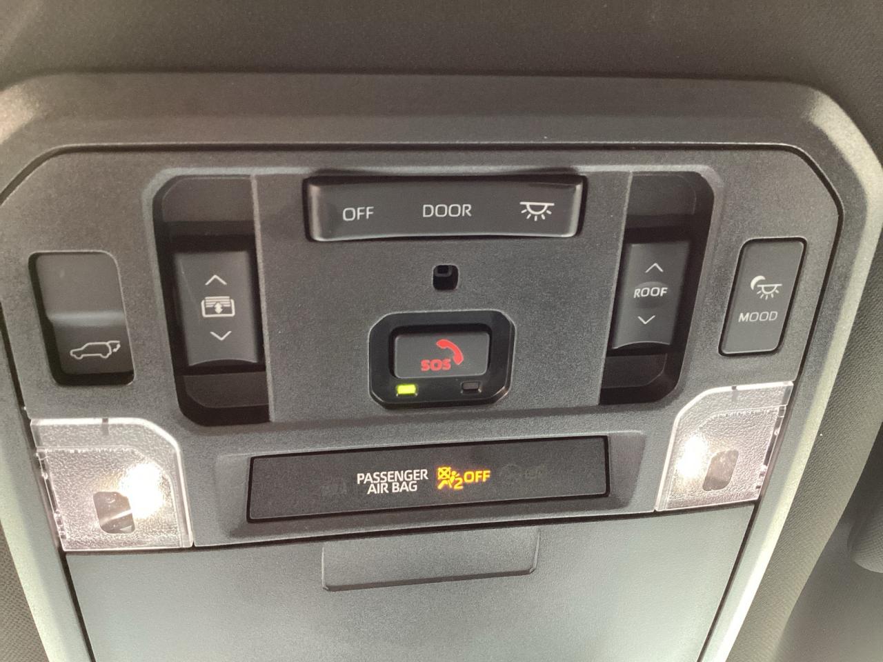 2025 Toyota Sequoia PLATINUM 4WD Photo