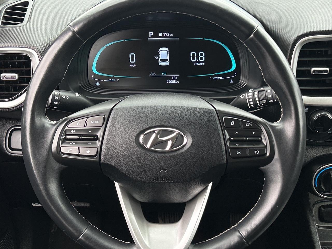 2023 Hyundai Venue Preferred *** CALL BELLEVILLE 613-961-8848 Photo