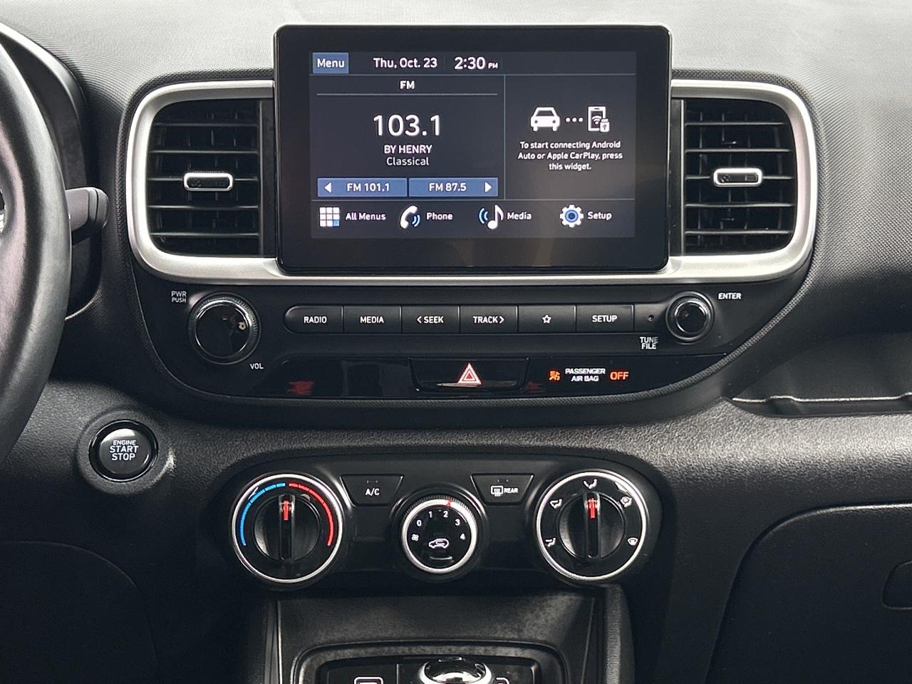 2023 Hyundai Venue Preferred *** CALL BELLEVILLE 613-961-8848 Photo