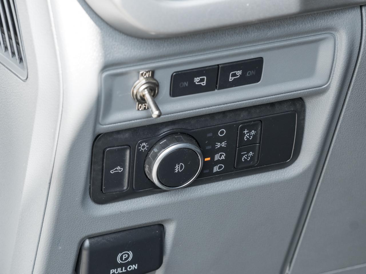 2021 Ford F-150 BUCKET SEATS BACKUP CAMERA BED CAP Photo