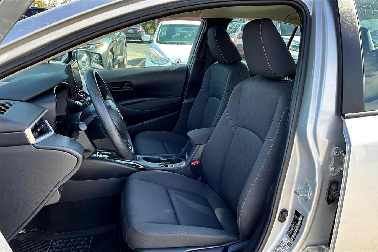 2024 Toyota Corolla LE   Heated Seats   Apple CarPlay/Android Auto Photo2