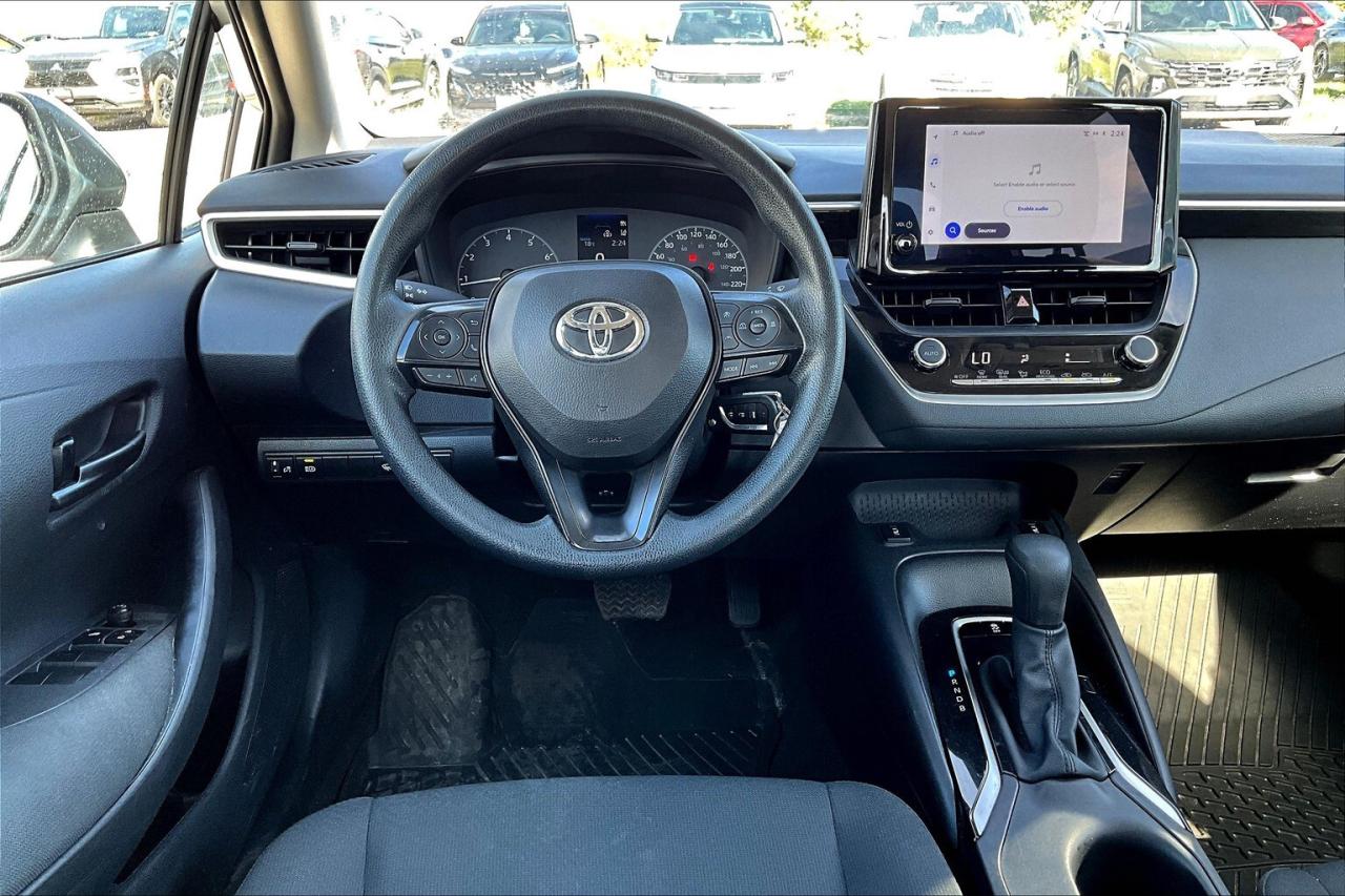 2024 Toyota Corolla LE   Heated Seats   Apple CarPlay/Android Auto Photo4