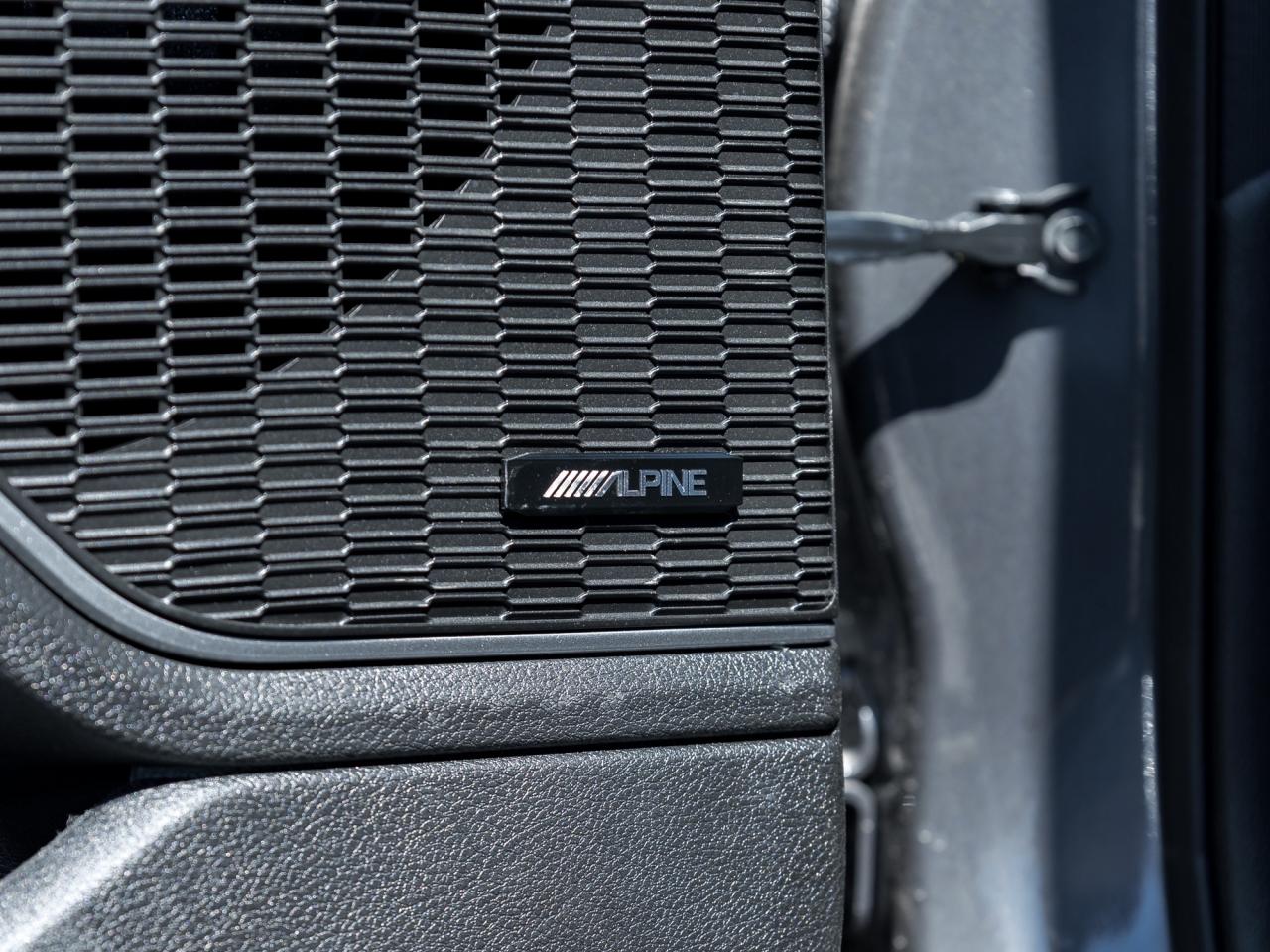 2025 Jeep Grand Cherokee 4xe Anniversary Edition 4x4   LOW KMS   PANO-ROOF Photo