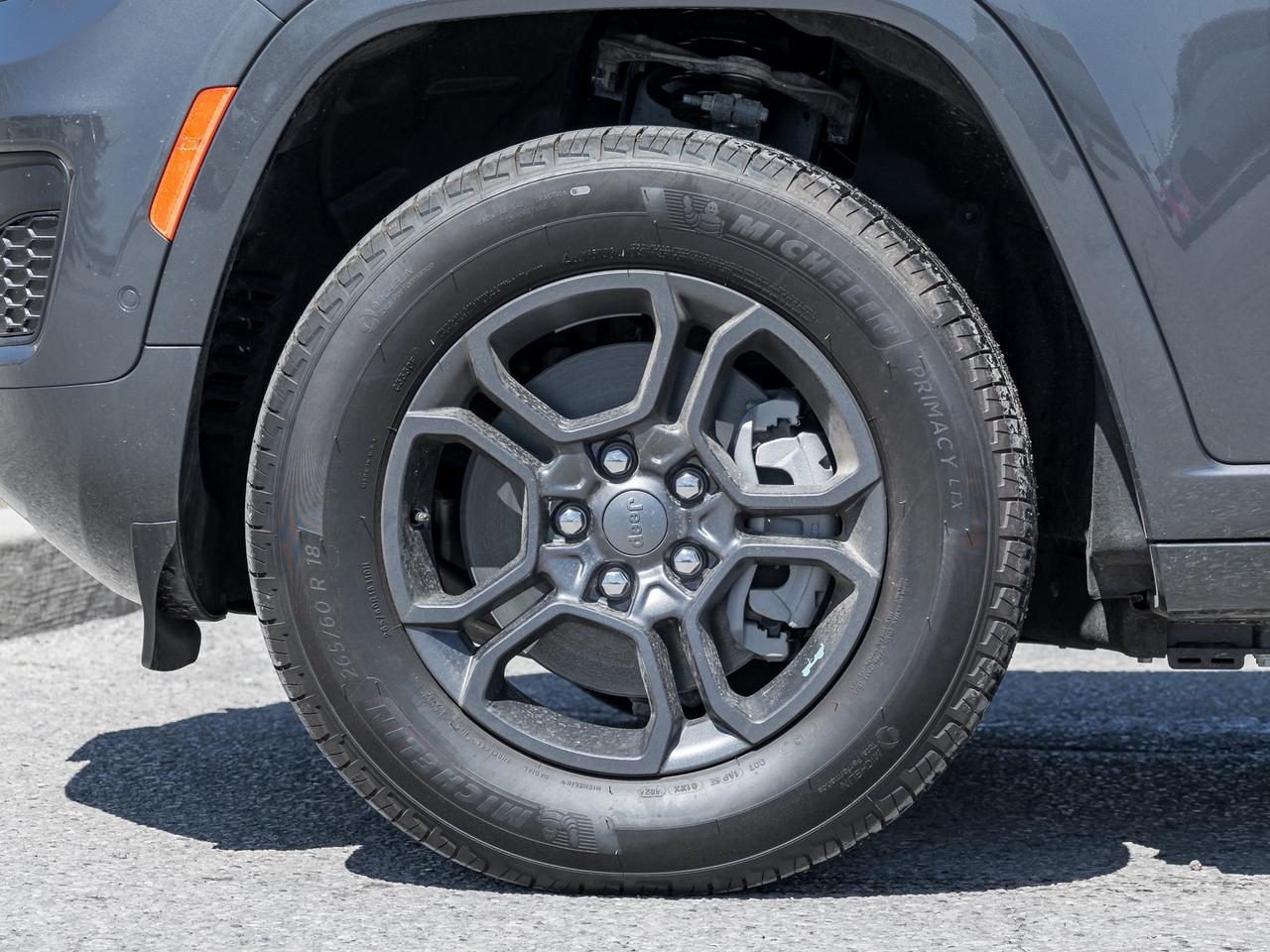 2025 Jeep Grand Cherokee 4xe Anniversary Edition 4x4   LOW KMS   PANO-ROOF Photo