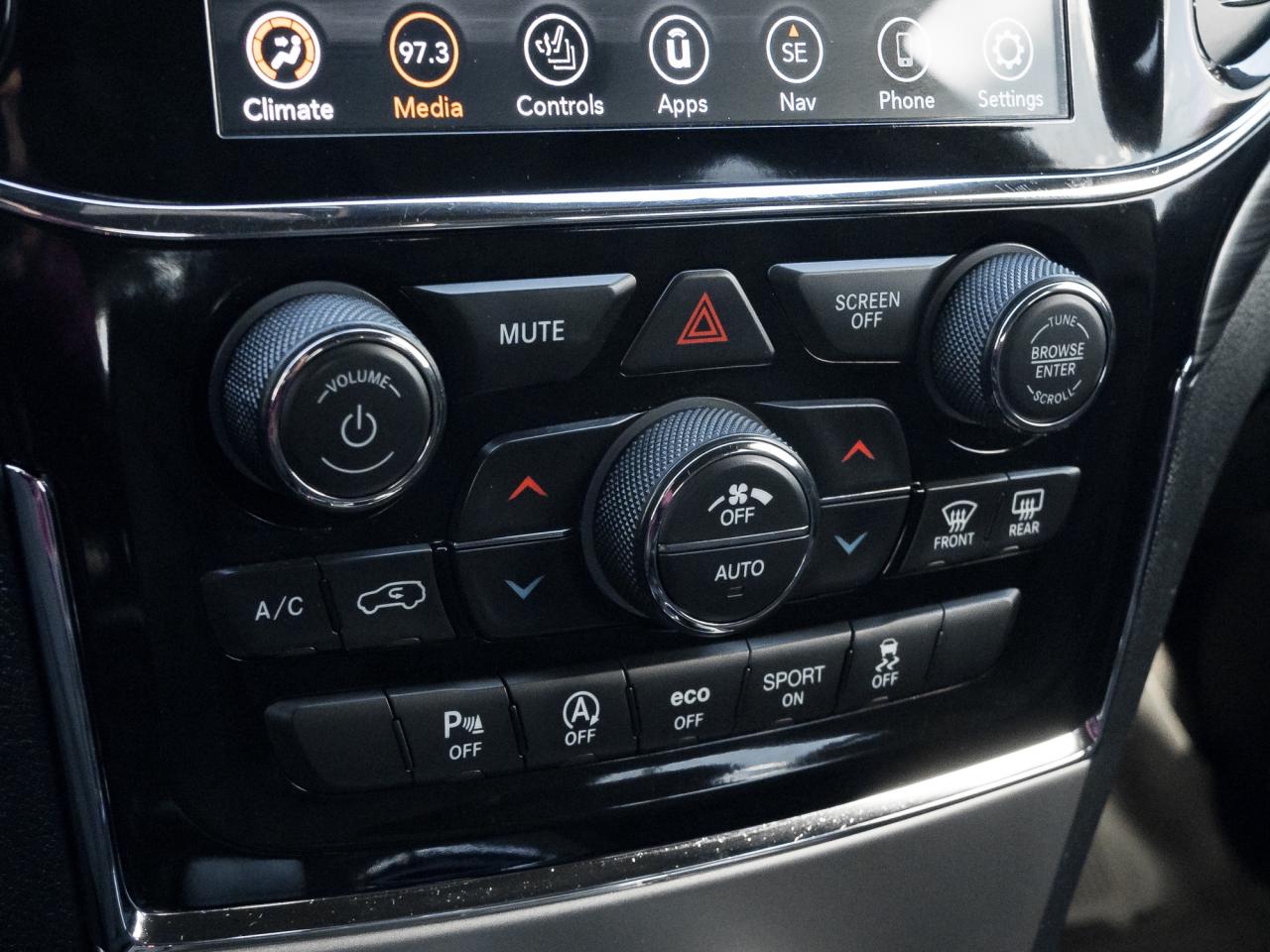 2020 Jeep Grand Cherokee Laredo 4x4   NAVI   ROOF Photo