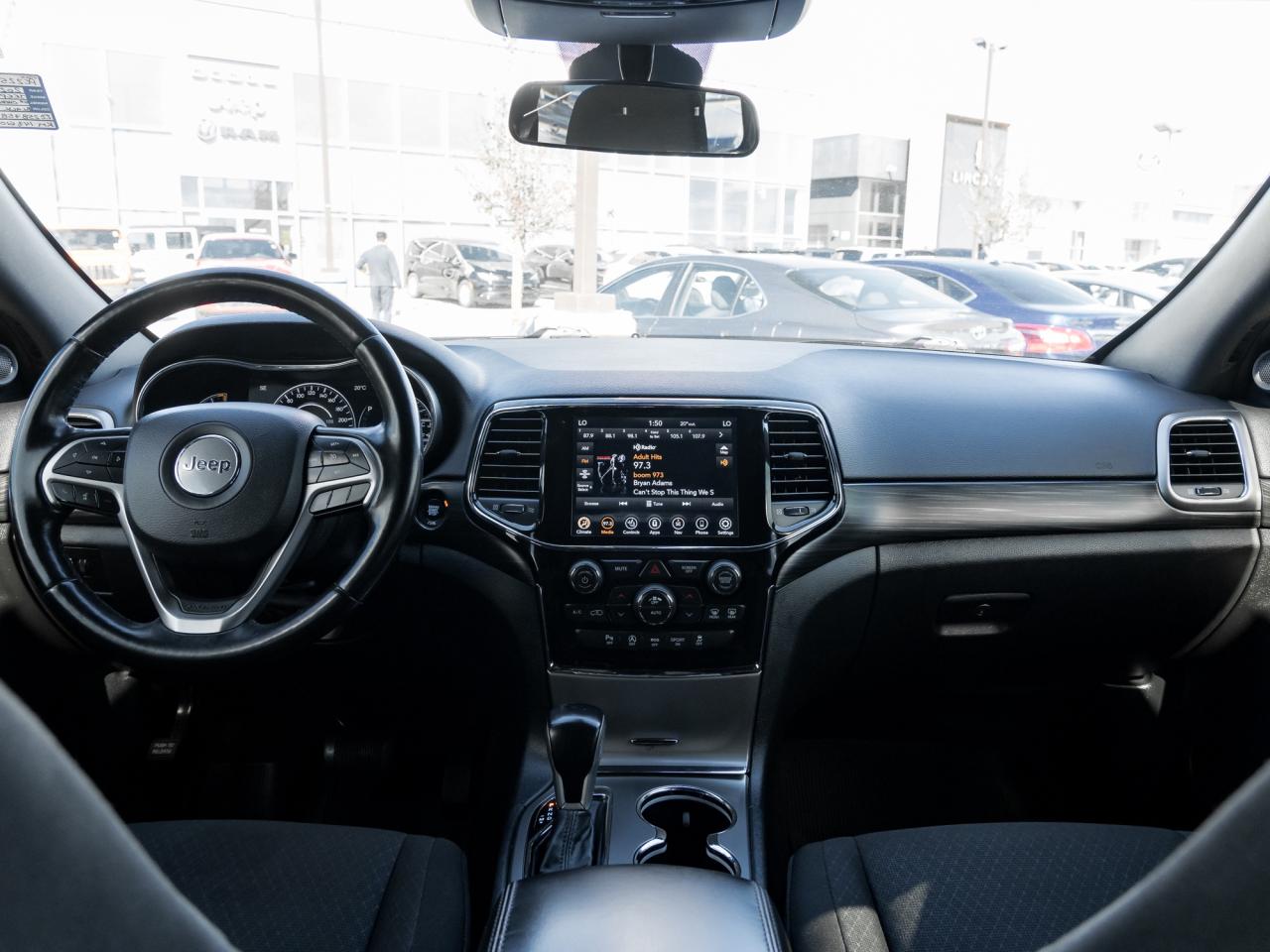2020 Jeep Grand Cherokee Laredo 4x4   NAVI   ROOF Photo