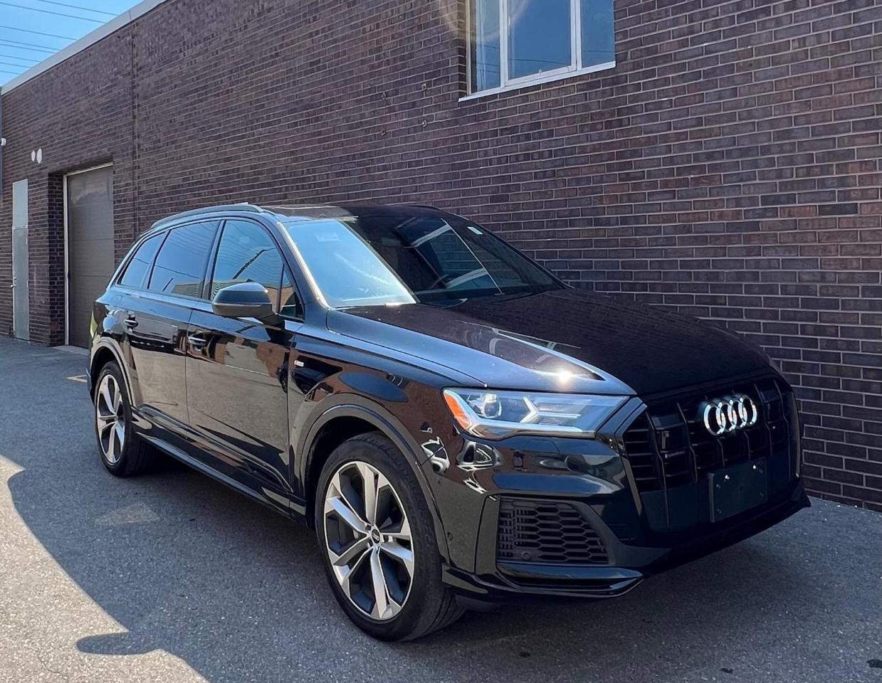 2021 Audi Q7 PROGRESSIV, S-LINE, NAVI, SUNROOF, AWD, CAMERA Photo
